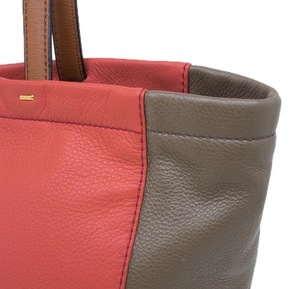 MARC by Marc Jacobs: Rose Two Tone Leather What's the T Tote Bag - Picture 5 of 14